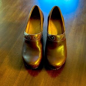 Dansko gently used ankle boots